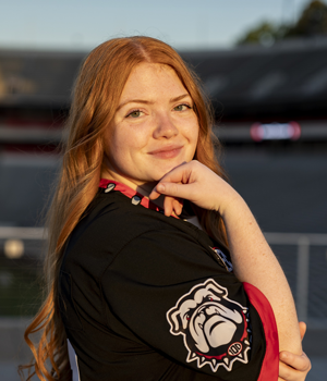 Savannah Van Buren headshot